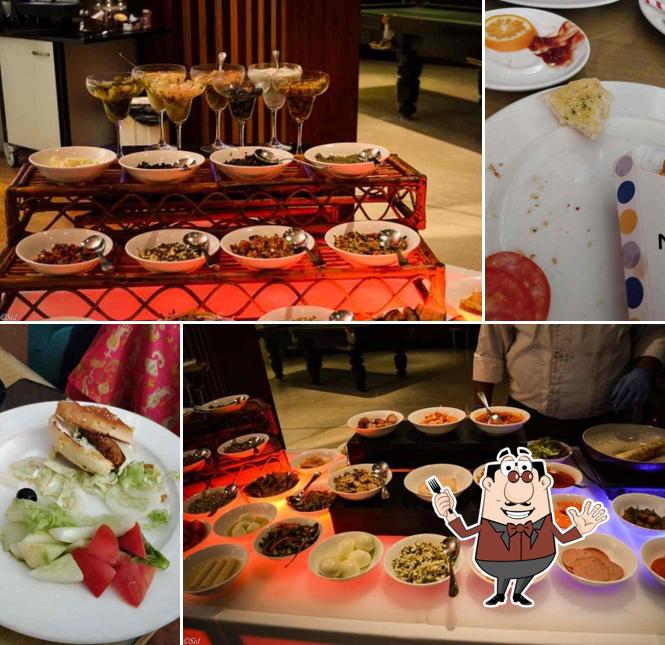 Meals at The Gourmet Bar - Novotel Hyerabad Airport