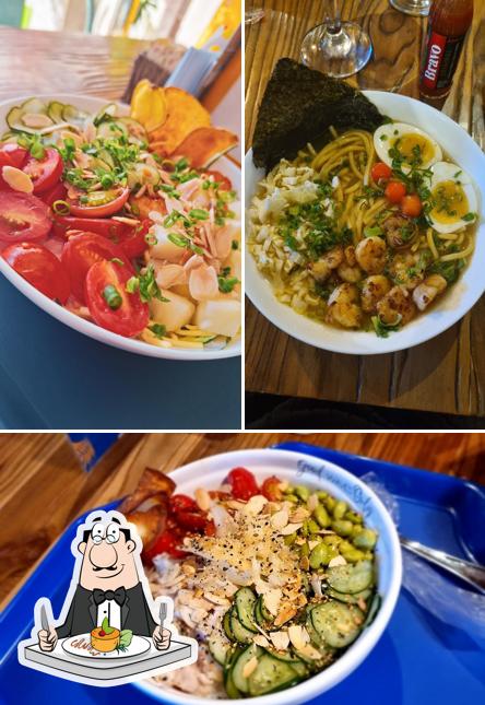 Platos en Blue Macaws Hawaiian Food e Cia