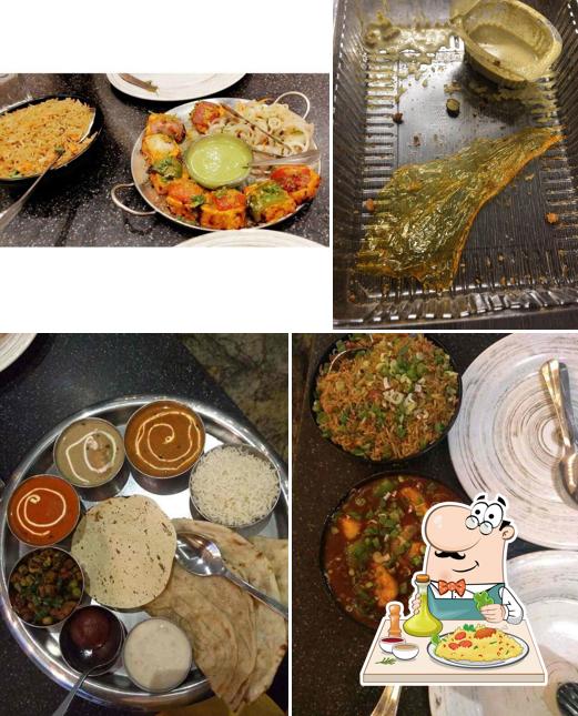 Food at Makkhan's Veg Restaurant