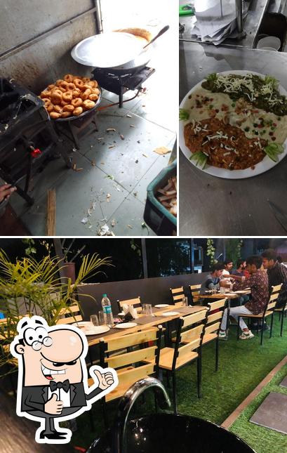 Maniratna Restaurant