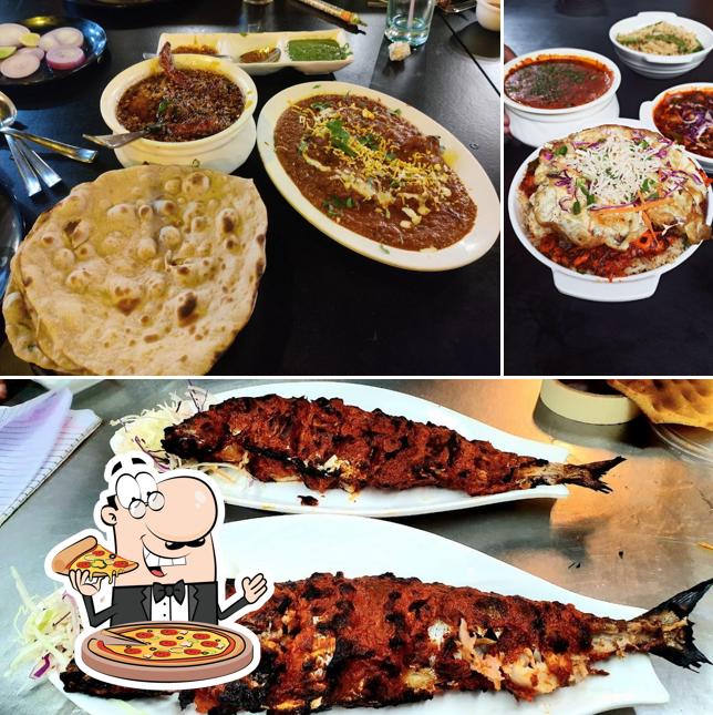 Pick pizza at Barbeque Square