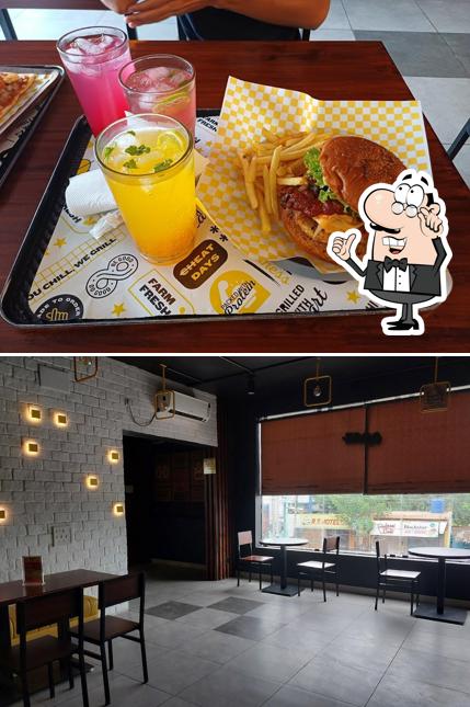 Check out how BurgerMan Vellore looks inside