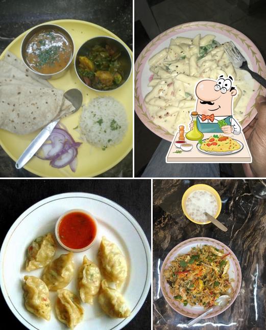 Food at The Mom's Cafe