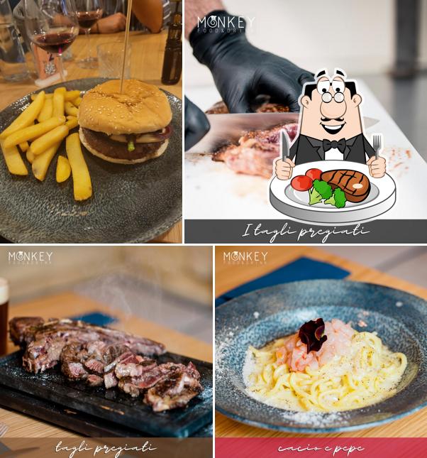 Bistecca al Monkey food & drink