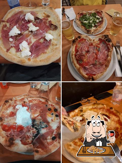 A Pizzeria dei Musicisti, puoi ordinare una bella pizza