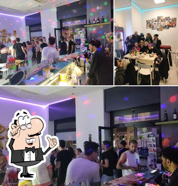 Siediti a un tavolo di Bar Casoretto
