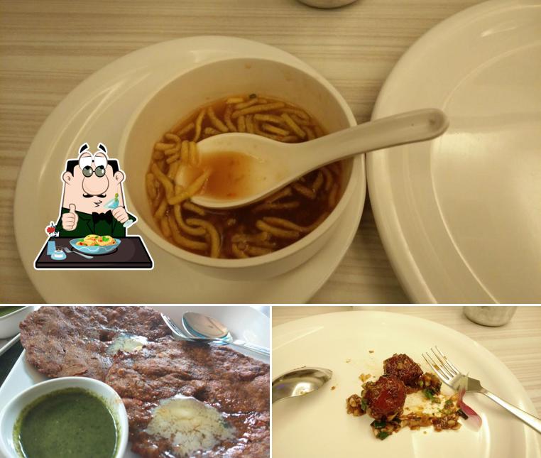 Food at Hotel Spice Art Vrindavan