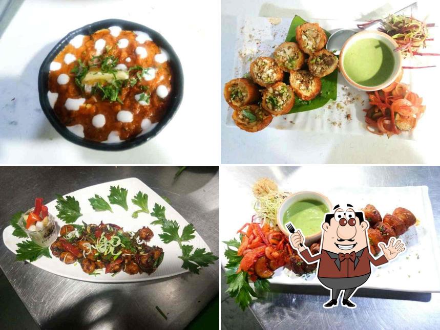 Meals at Kitchen Courtyard - Hotel Wasat