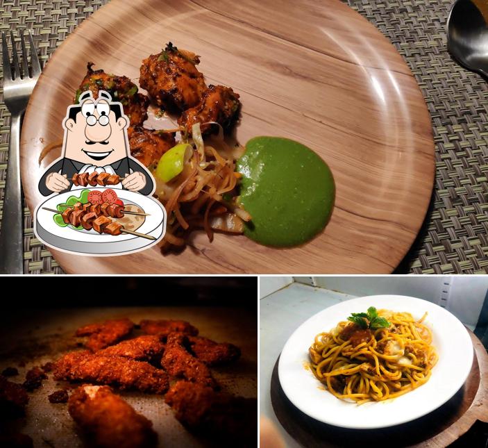 Meals at Hotel Woods (Cafe & Restaurant)