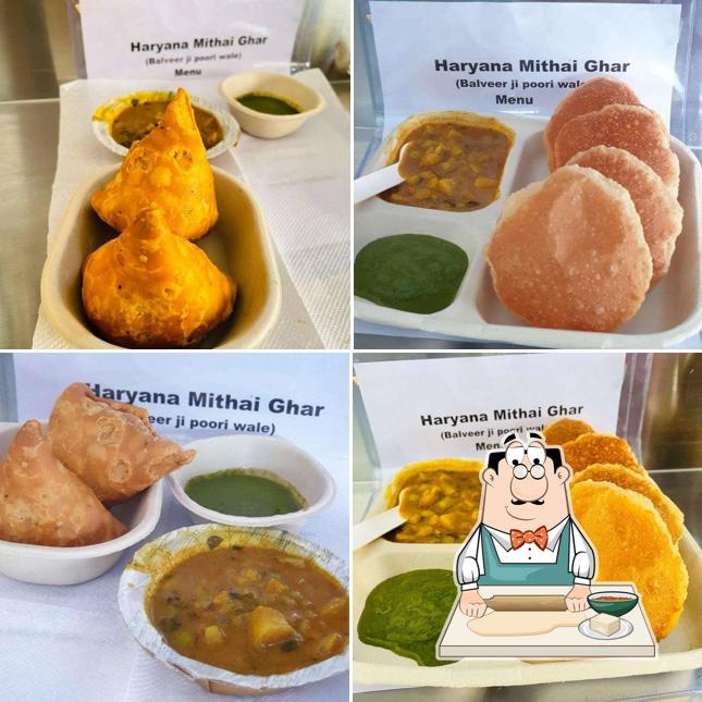 Samosa at Haryana Mithai Ghar