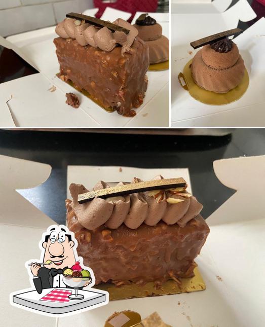 SashMick's Bakery offers a range of desserts