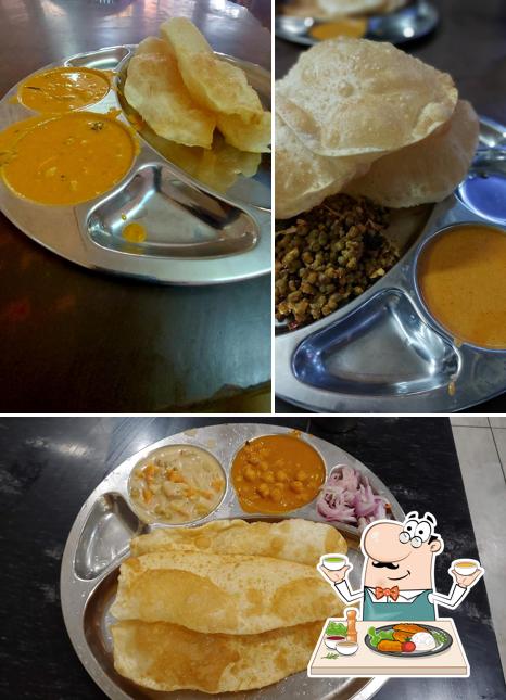 Meals at Lakshmi Bhavan