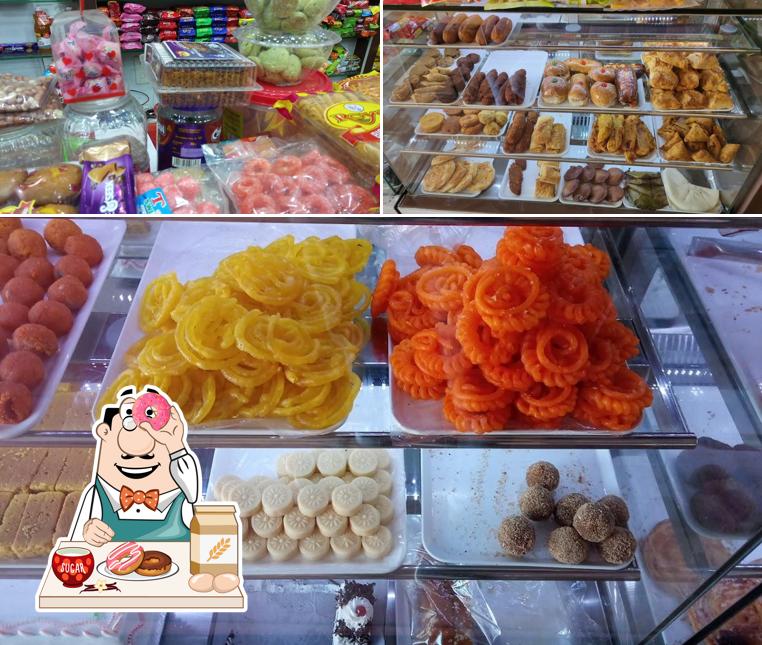 Al-Baik Food & Bakery provides a number of sweet dishes