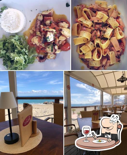 Tra le varie cose da Bistro' Lina si possono trovare la cibo e interni