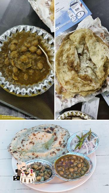 Food at Shri Krishna Nasta Corner