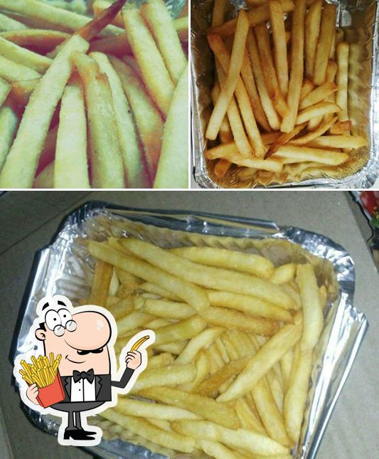 Taste finger chips at Sws Veg Pizzaria-now- The Good Crust