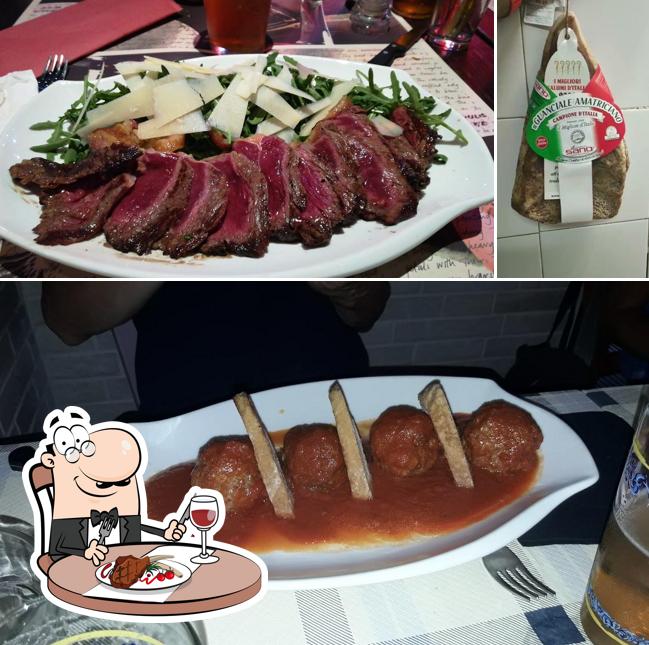 C'è un'ampia selezione di piatti per gli amanti della carne