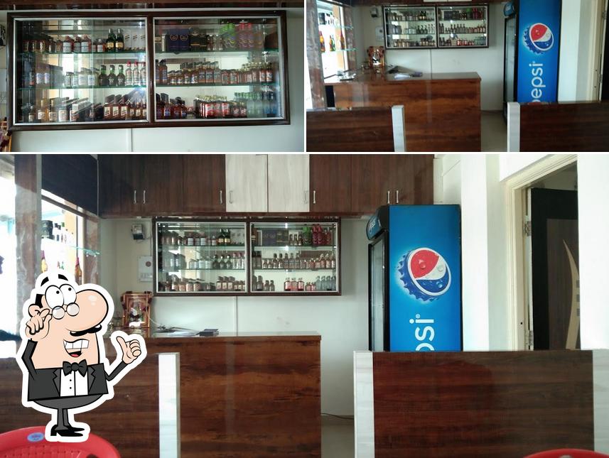 हॉटेल पूजा