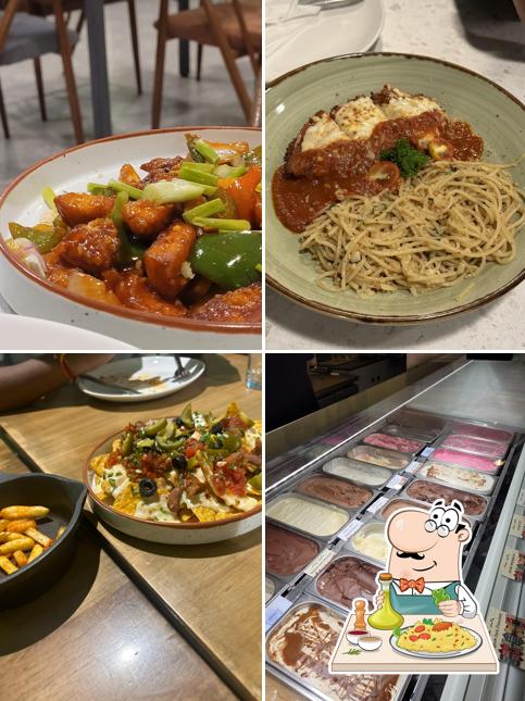 Food at Amélie's Cafe & Creamery Adyar
