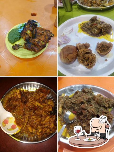 Food at CHAMPARAN HANDI MUTTON HOTEL