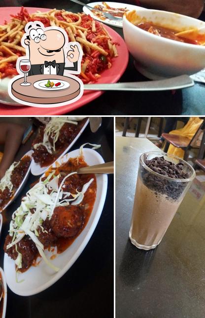Food at Hotel Khana Pina -Pure Veg Chinese,Coldrink & Icrecream
