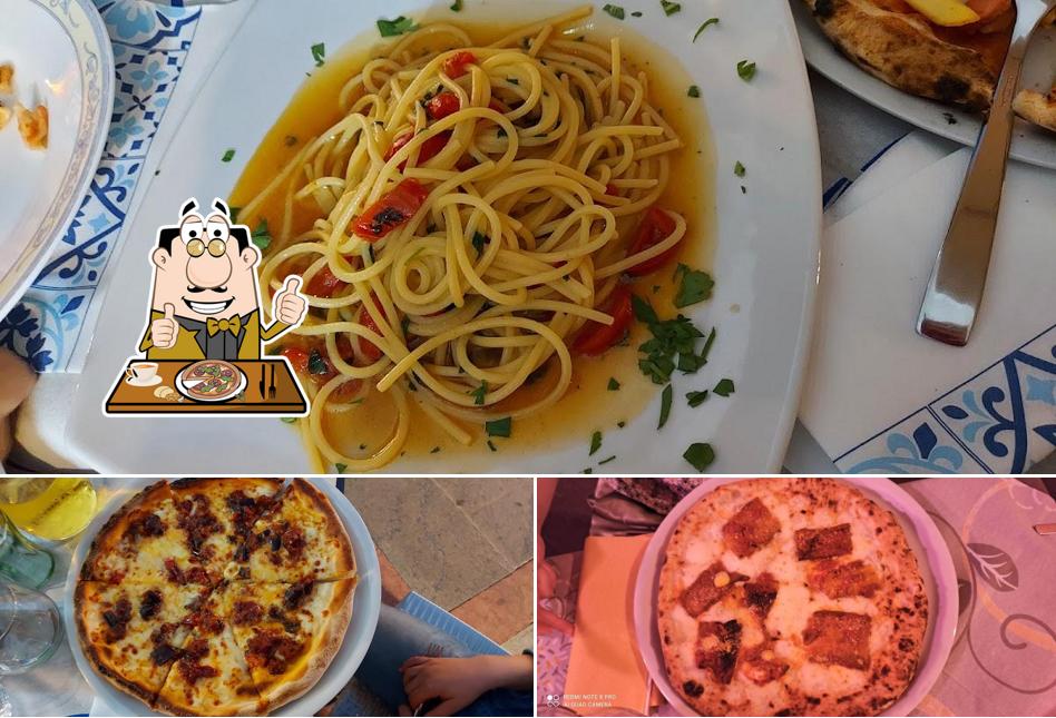 A Osteria e Pizzeria dell'Olmo, puoi ordinare una bella pizza