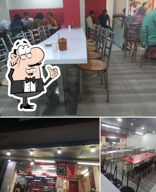 The interior of Moti Wala Bhoj