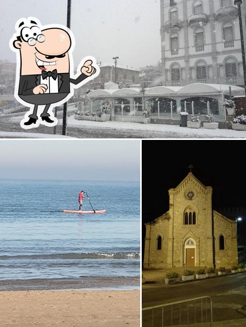 Curiosa tra gli esterni di Beach Bar