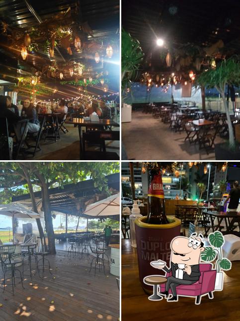 Veja imagens do interior do Bar Canto da Praia