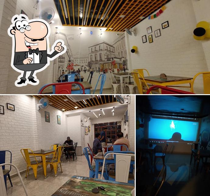The interior of Chaar Yaar
