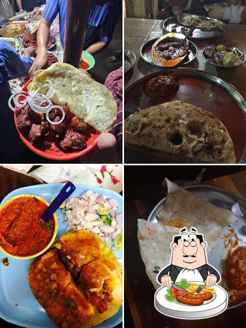 Food at Sri Sharmaji Pav Bhaji Center