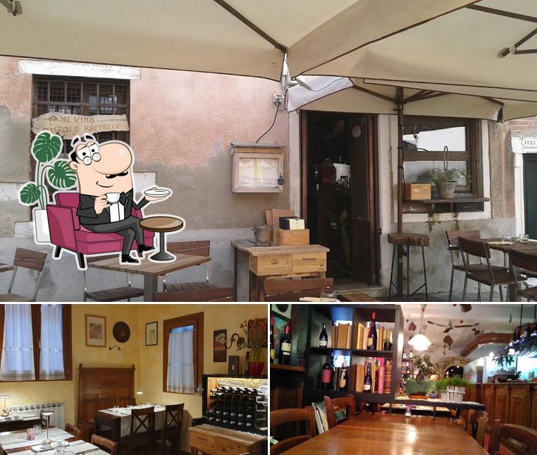 Siediti a un tavolo di Trattoria Anzolo Raffaele