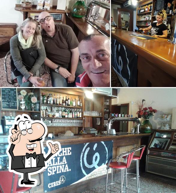 Gli interni di Bar Stella D'Oro