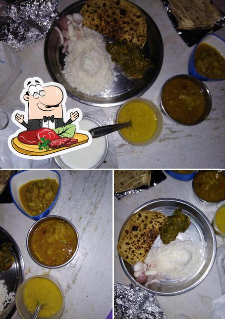 Try out meat dishes at Bihari North Indian Hotel