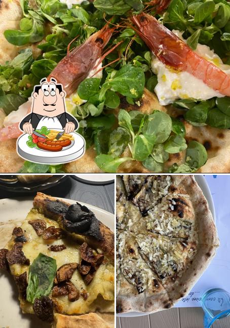 Platti al PIZZERIA PHENICUSA