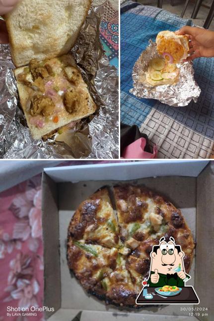 Food at SEWARO PIZZA