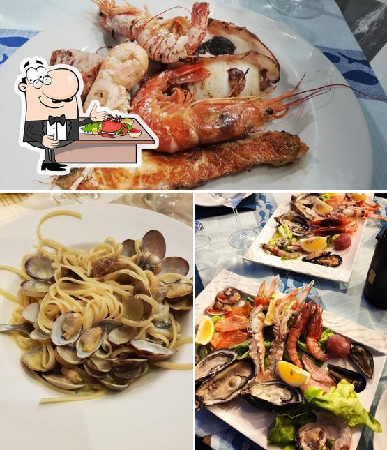 Prova tra i vari prodotti di cucina di mare disponibili a Stuzzicheria di Mare RISTORANTE PESCHERIA GASTRONOMIA