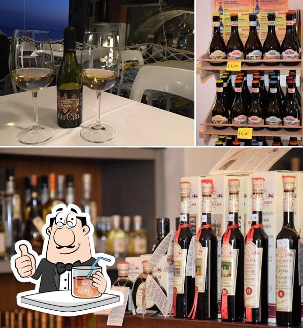 Prenditi un drink dal menu