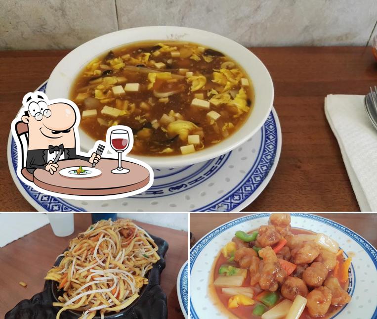 Platti al Ristorante Cinese Piccola Hong Kong