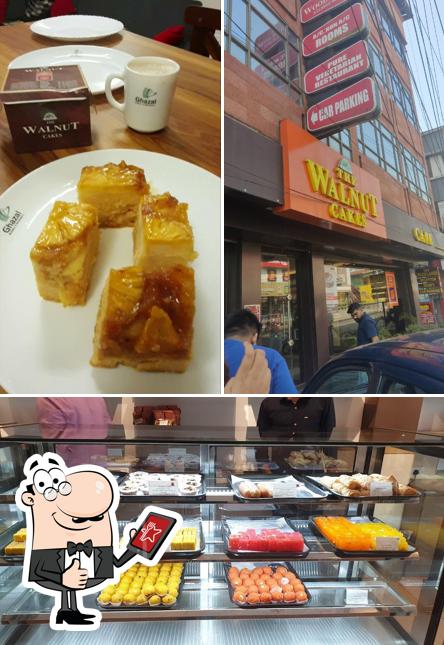THE WALNUT CAKES