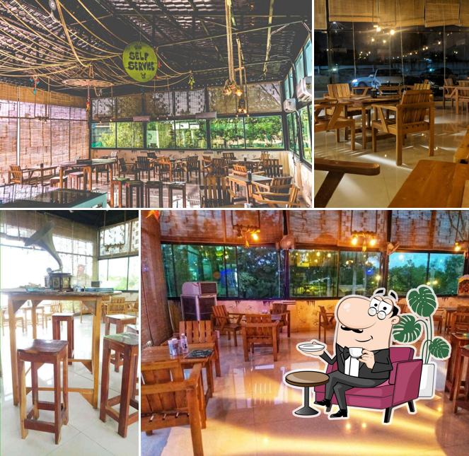 Drool The Highway Shack Cafe & Casual Dine-in Veg&Nov-Veg Restaurant