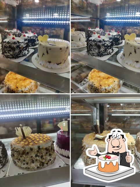 Look at the pic of Friendi Bakes