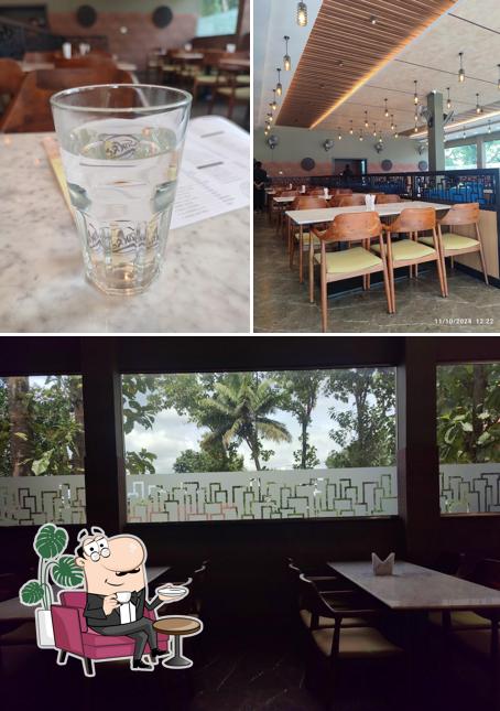 OTTAAL Multi-Cuisine Restaurant ( ഒറ്റാൽ - മൾട്ടി ക്വിസീൻ റെസ്റ്റോറന്റ് ) is distinguished by interior and beverage