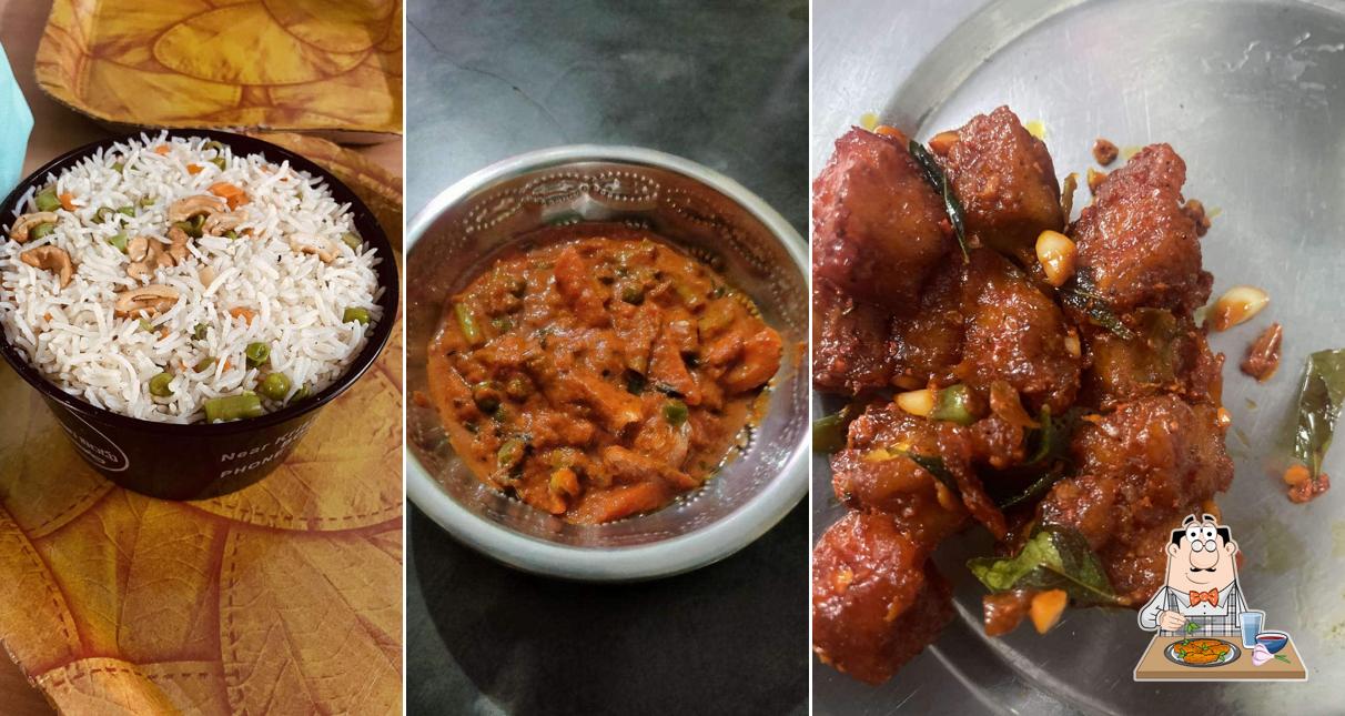 Chicken wings at Raja Vaari Vindhu