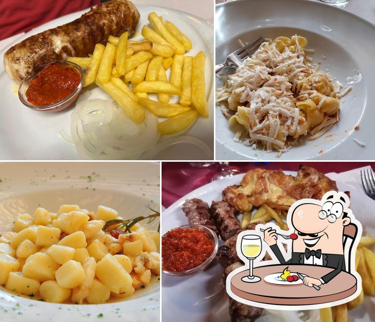 Cibo al Društvena gostilna Prosek/Trattoria sociale di Prosecco