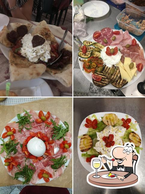 Mojito. Bar-Pizzeria-Pucceria ( forno a legna)