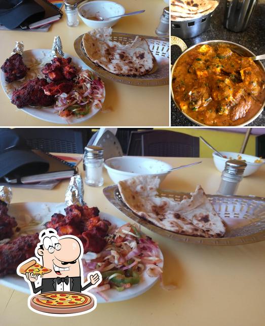 Order pizza at Ratnasagar Family Restaurant & Bar