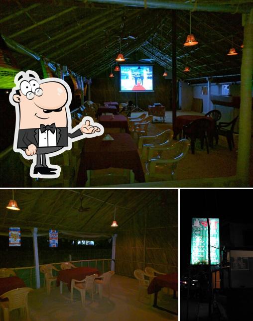 Check out how Fish and Flavours looks inside