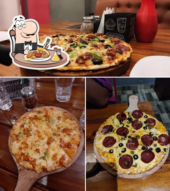Order pizza at PONDIS PIZZA HUB