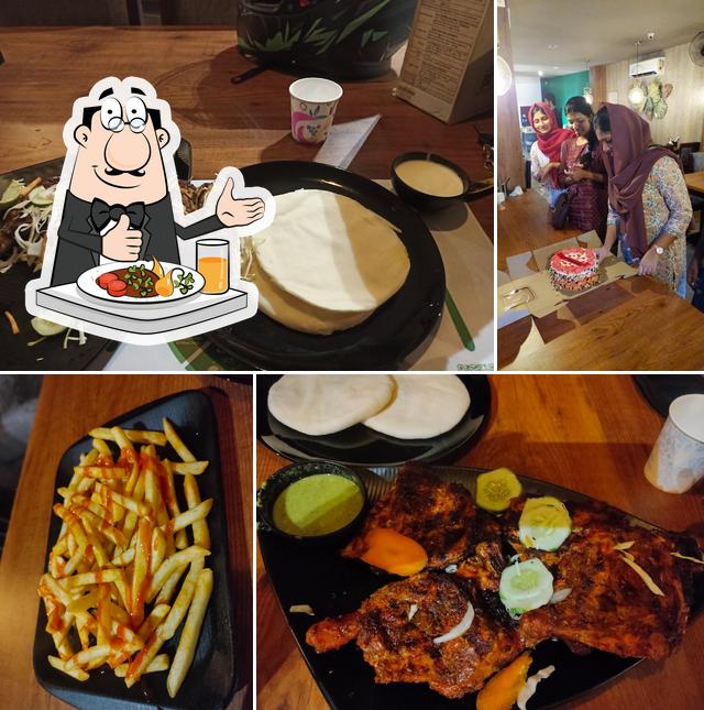 Food at Qahwa Karicode